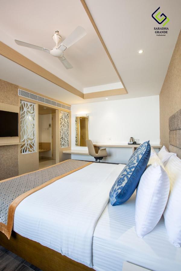 Hotel Saradha Grande Pudukkottai Buitenkant foto